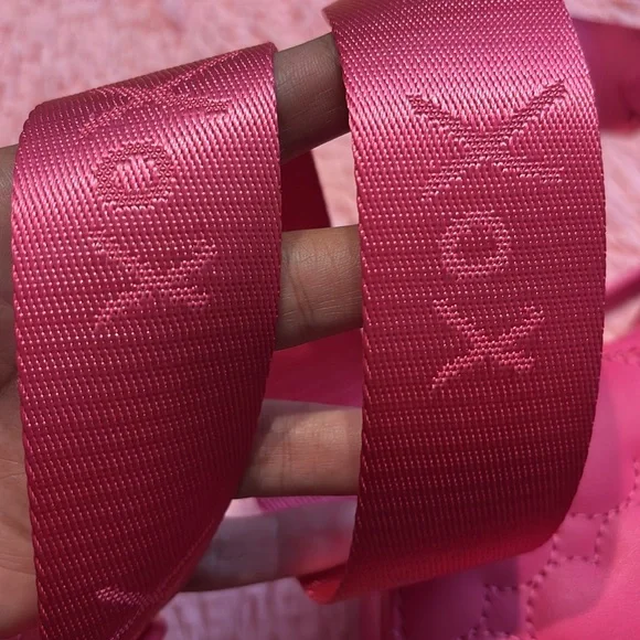 Betsey Johnson Quilted Heart Crossbody - Picture 10 of 10